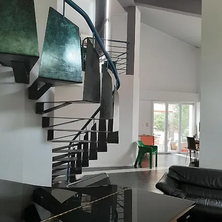 Superb Architect 230m2 Near South France *